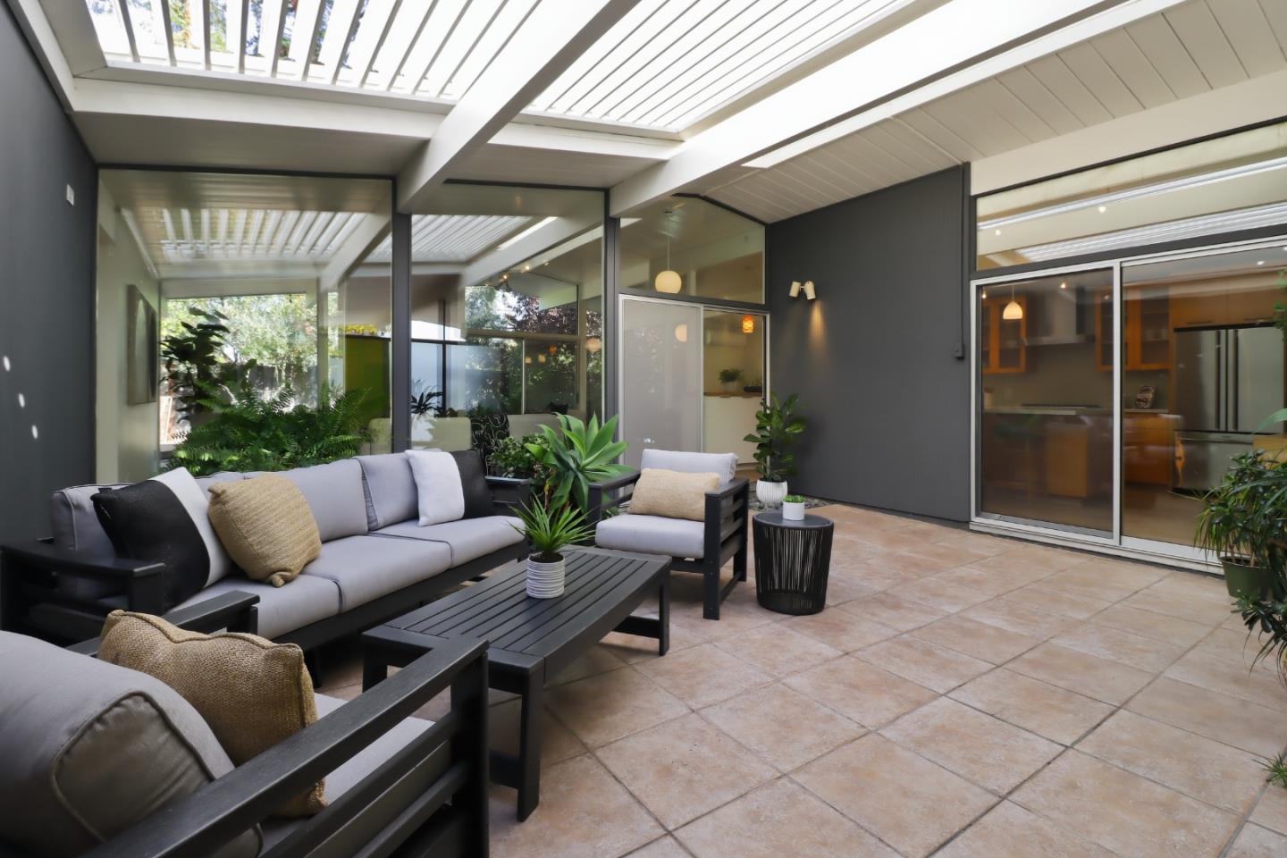 Cupertino, California, 95014, United States, 4 Bedrooms Bedrooms, ,2 BathroomsBathrooms,Residential,For Sale,1986289