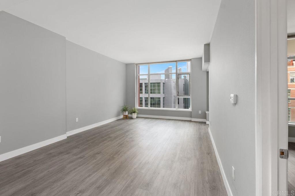 San Diego, California, 92101, United States, 1 Bedroom Bedrooms, ,1 BathroomBathrooms,Residential,For Sale,1898272