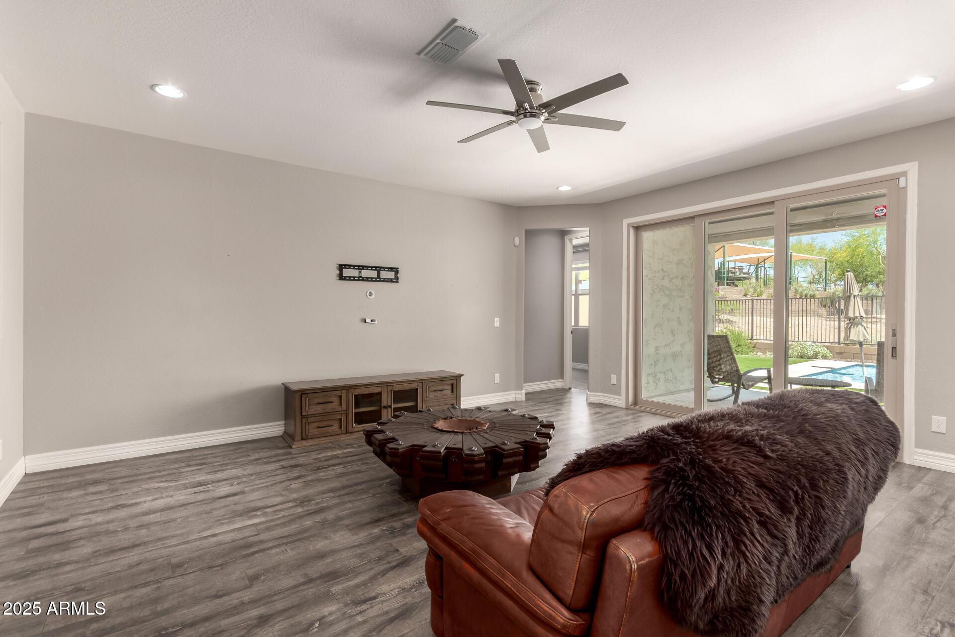 Phoenix, Arizona, 85085, United States, 4 Bedrooms Bedrooms, ,3 BathroomsBathrooms,Residential,For Sale,1937204