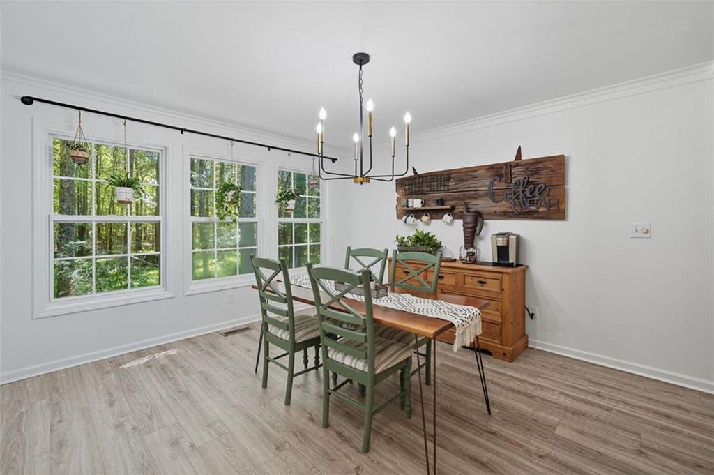 Douglasville, Georgia, 30135, United States, 3 Bedrooms Bedrooms, ,2 BathroomsBathrooms,Residential,For Sale,1947775