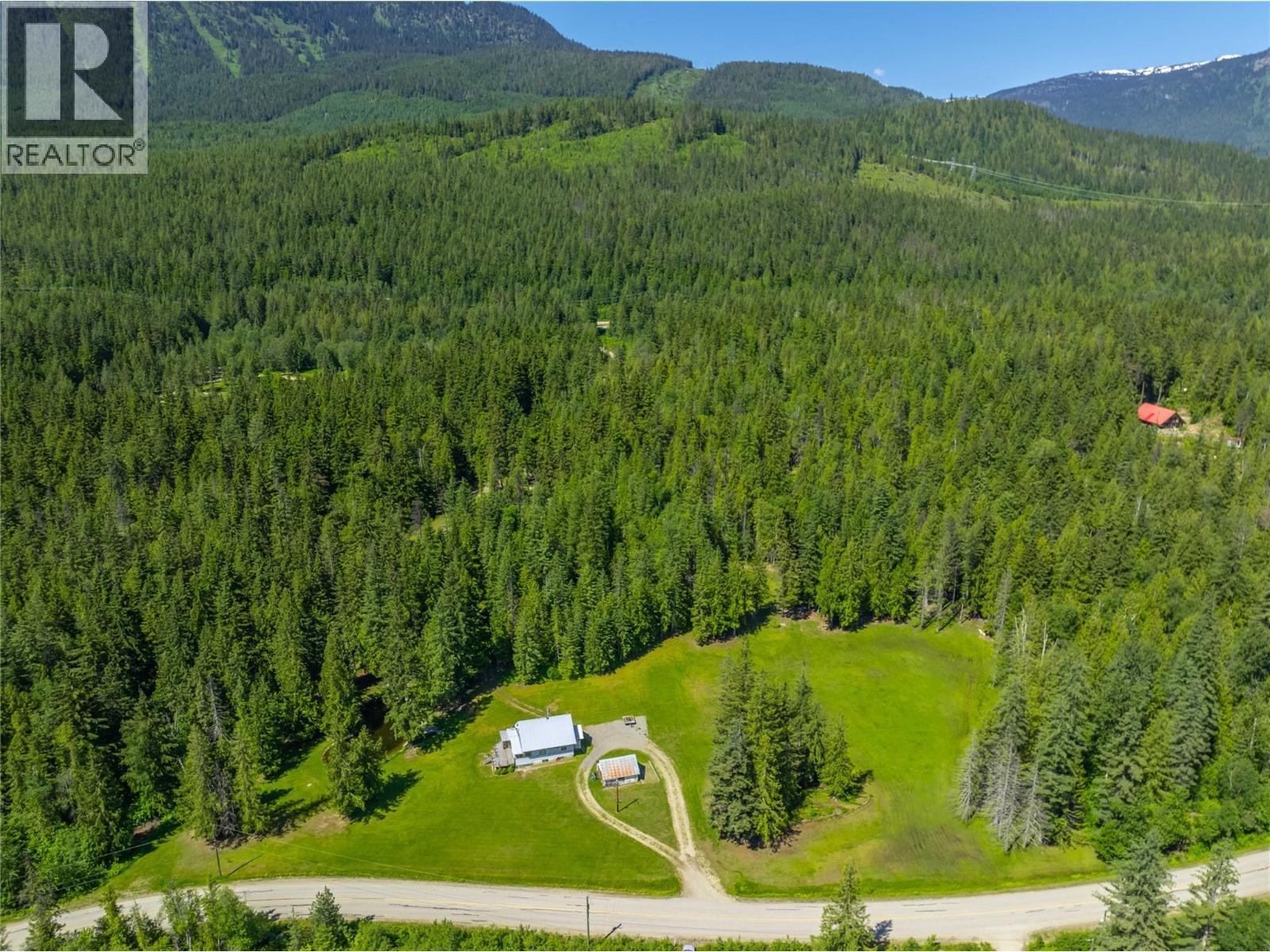 REVELSTOKE, British Columbia, V0E 2S0, CA, 3 Bedrooms Bedrooms, ,1 BathroomBathrooms,Residential,For Sale,1948330