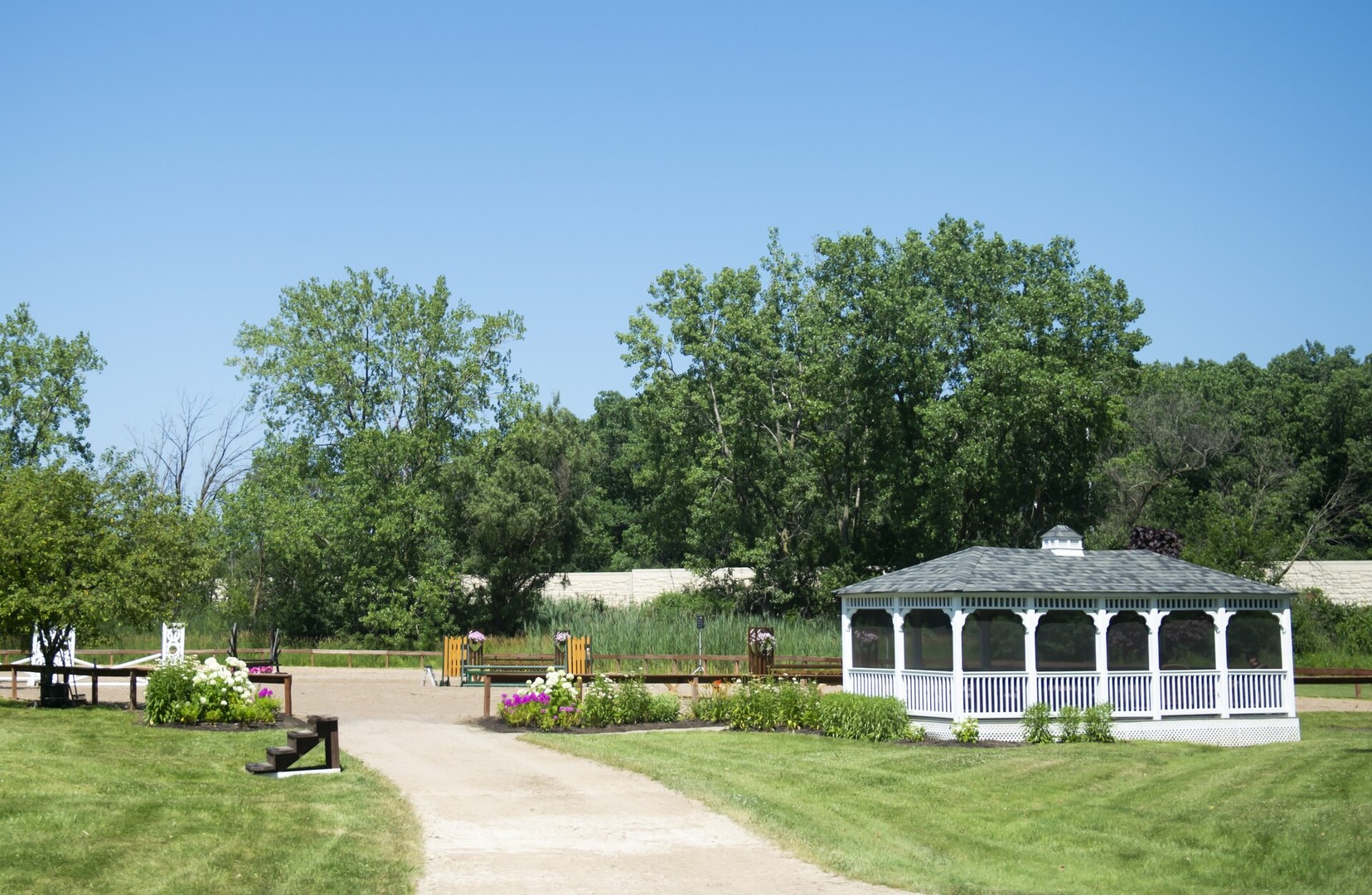 Green Oaks, Illinois, 60048, United States, ,Land,For Sale,1980165