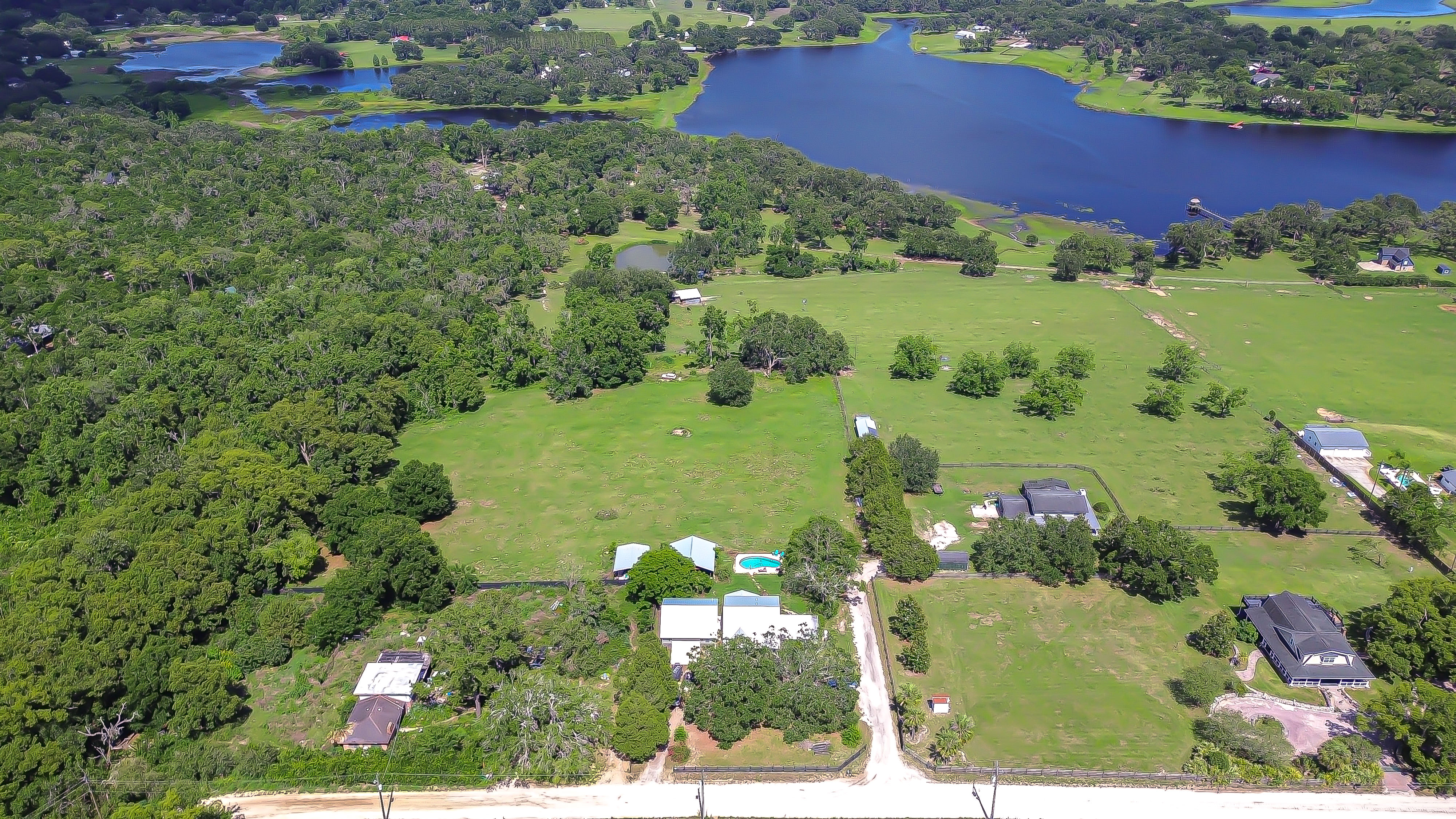 Dade City, Florida, 33523, United States, 4 Bedrooms Bedrooms, ,3 BathroomsBathrooms,Residential,For Sale,1873323