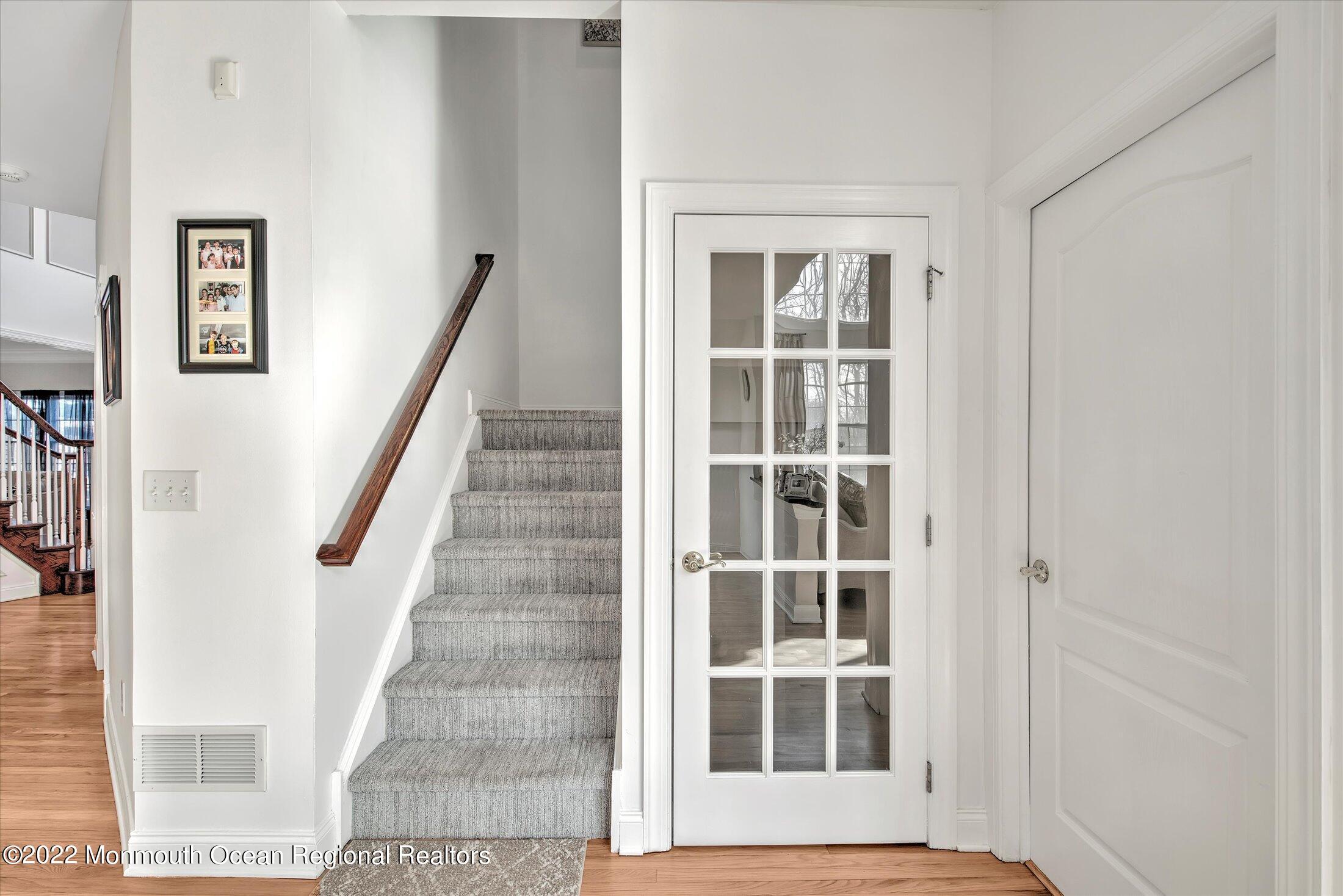Manalapan, New Jersey, 07726, United States, 4 Bedrooms Bedrooms, ,5 BathroomsBathrooms,Residential,For Sale,1823230