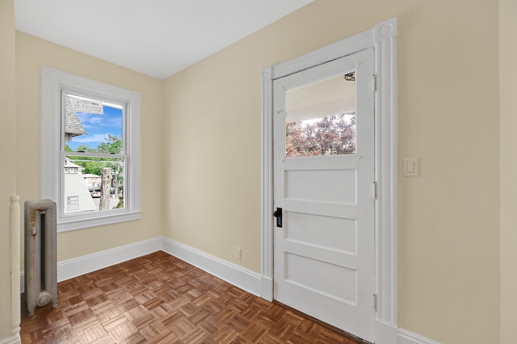 Springfield, Massachusetts, 01108, United States, 7 Bedrooms Bedrooms, ,2 BathroomsBathrooms,Residential,For Sale,2040283