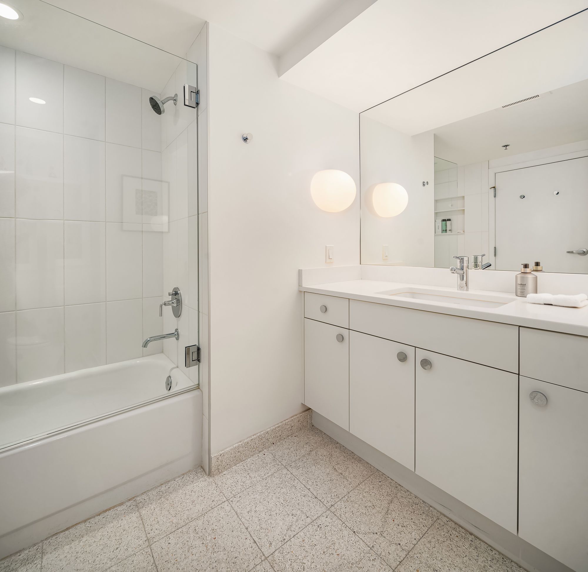  2000 1st Ave Unit #1602, Seattle, WA 98121 - 物件實景