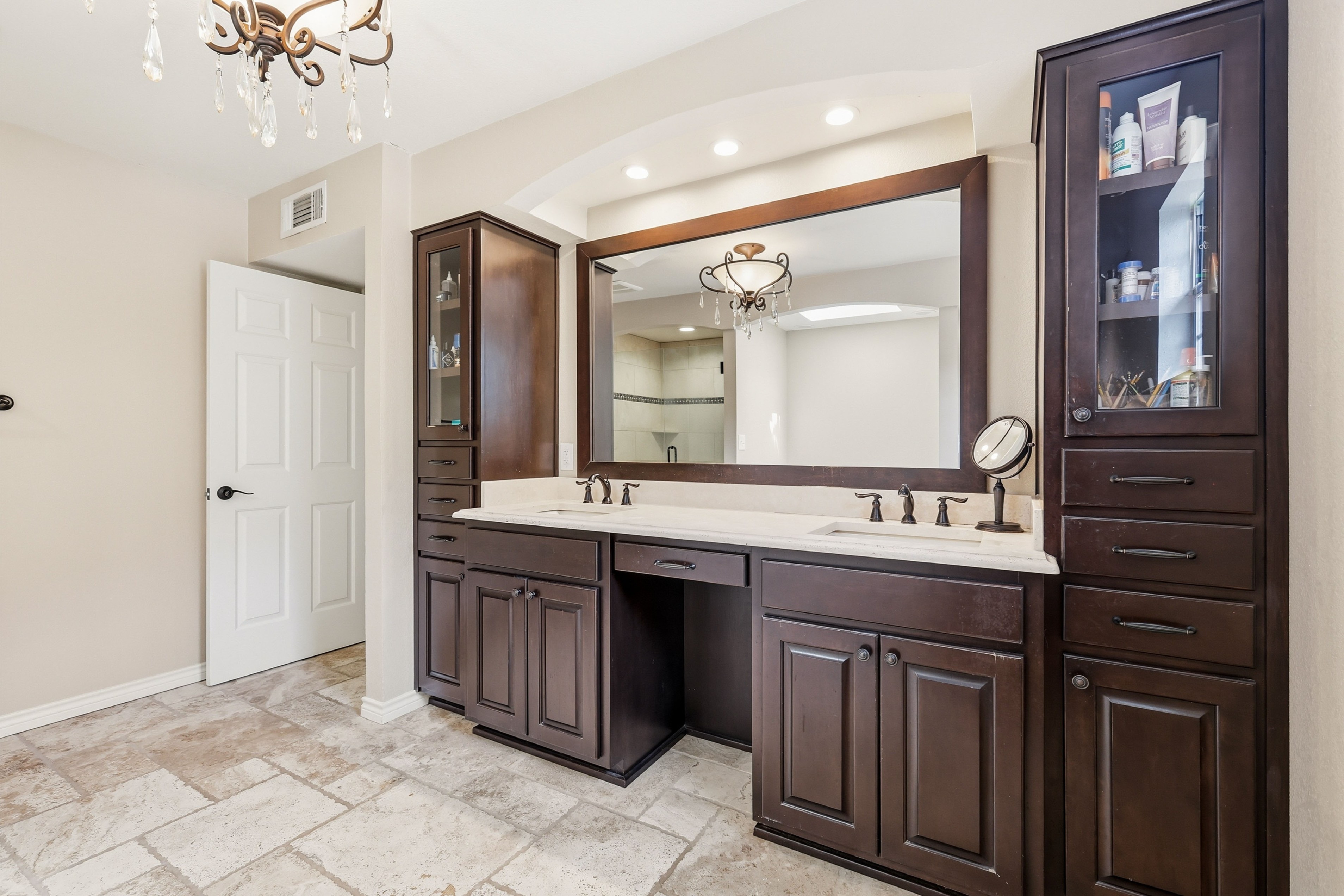  2930 Peninsula Drive, Grapevine, TX, 76051 - 物件實景