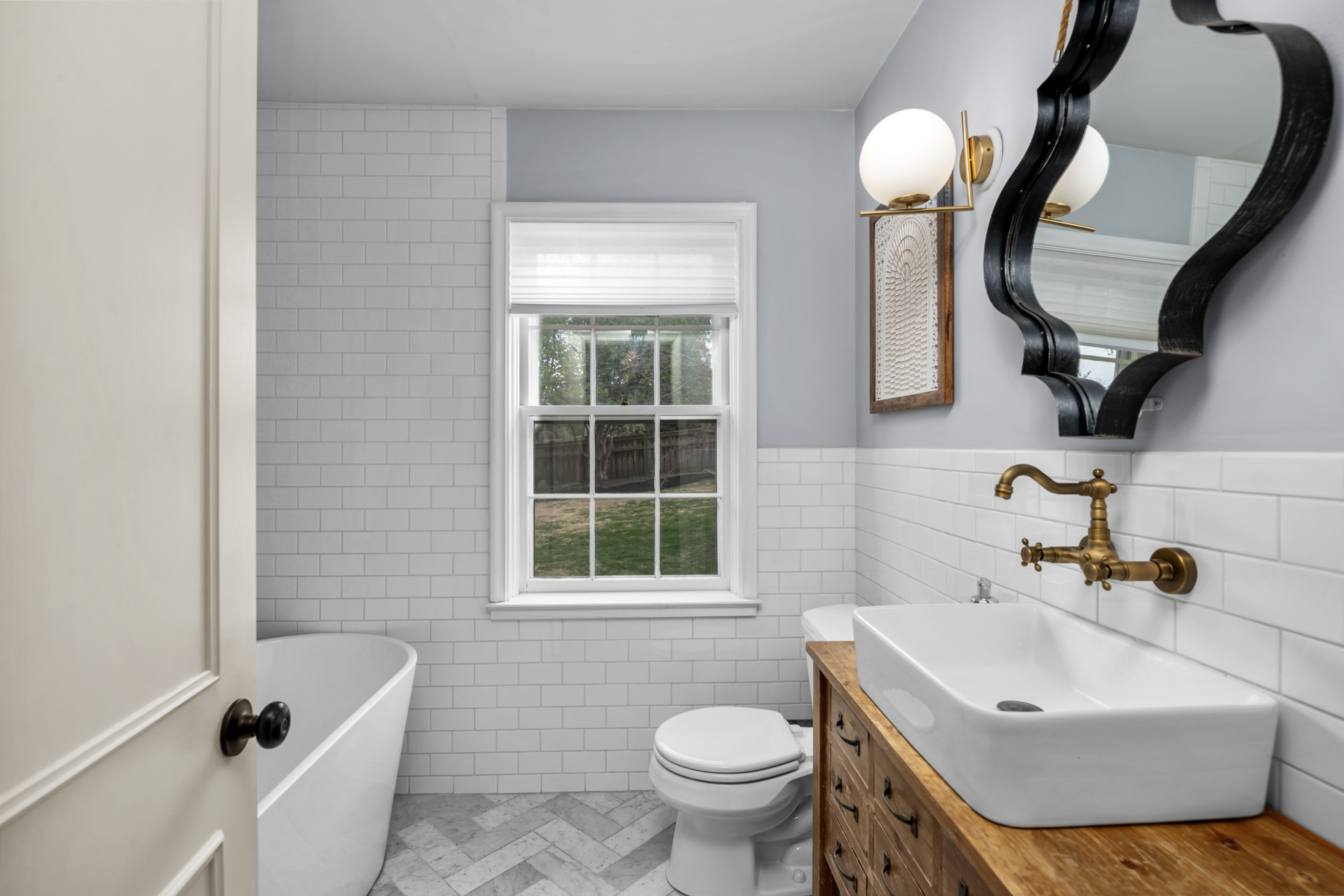 Wyomissing, Pennsylvania, 19610, United States, 4 Bedrooms Bedrooms, ,3 BathroomsBathrooms,Residential,For Sale,1938132