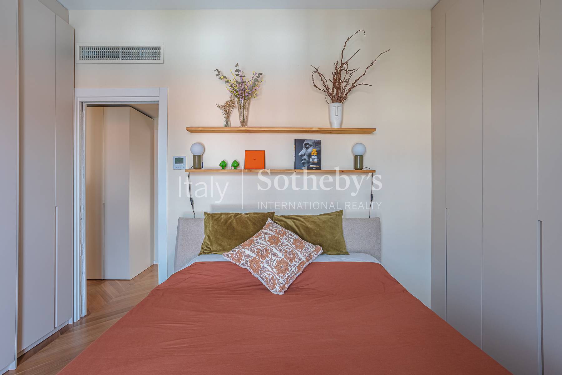  Light-filled penthouse in an elegant residential setting - 物件實景
