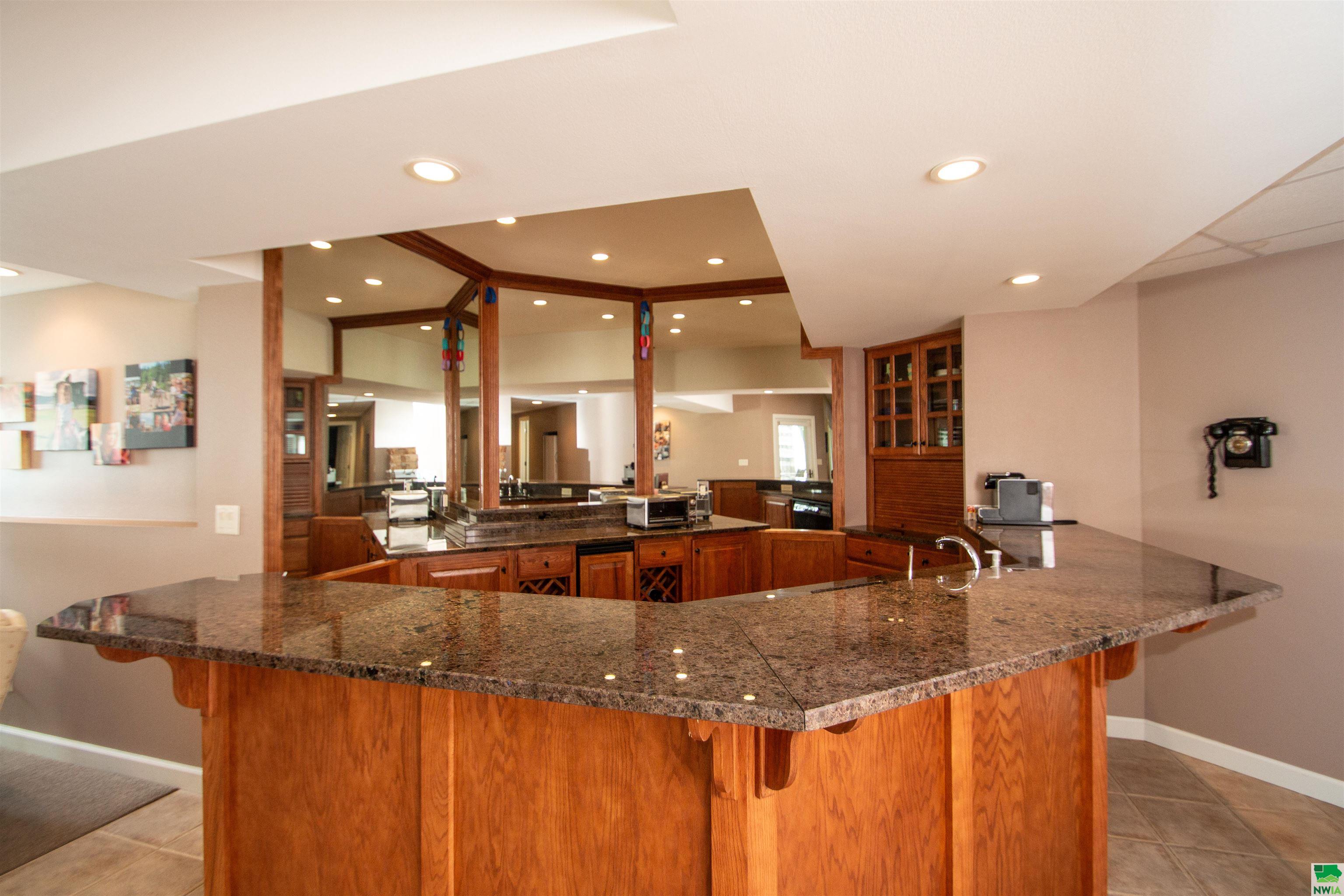 Jefferson, South Dakota, 57038, United States, 5 Bedrooms Bedrooms, ,5 BathroomsBathrooms,Residential,For Sale,1930166