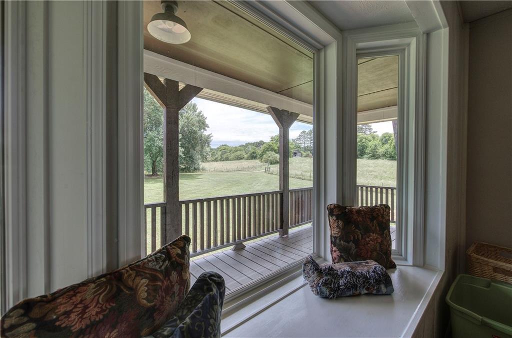 Adairsville, Georgia, 30103, United States, 3 Bedrooms Bedrooms, ,3 BathroomsBathrooms,Residential,For Sale,1848966