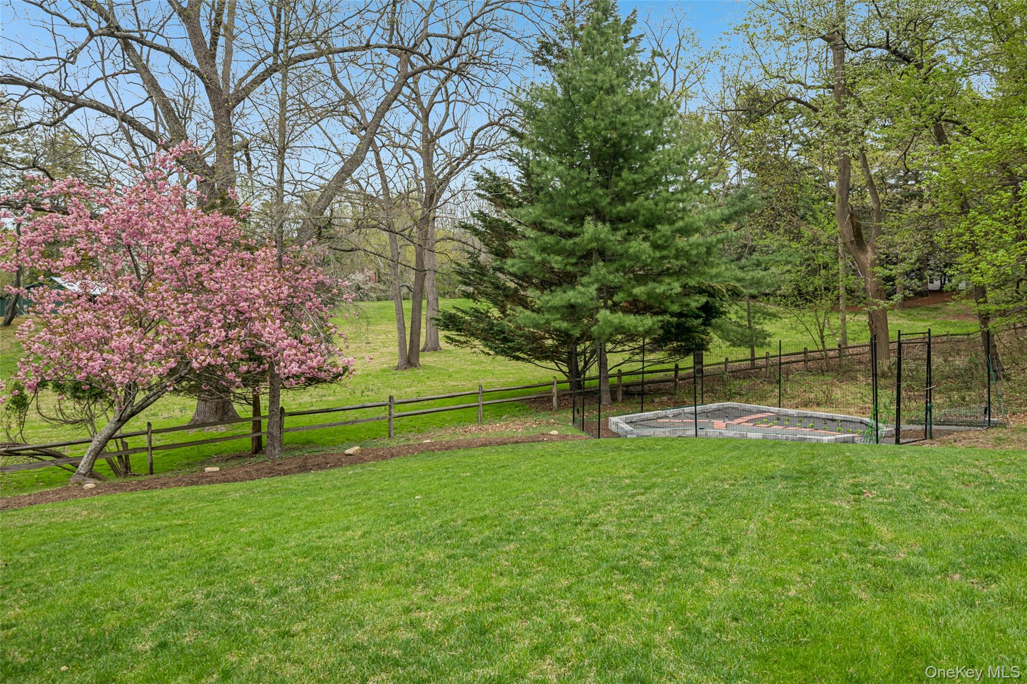  76 Harbor Road, Head Of The Harbor, NY, 11780 - 物件實景