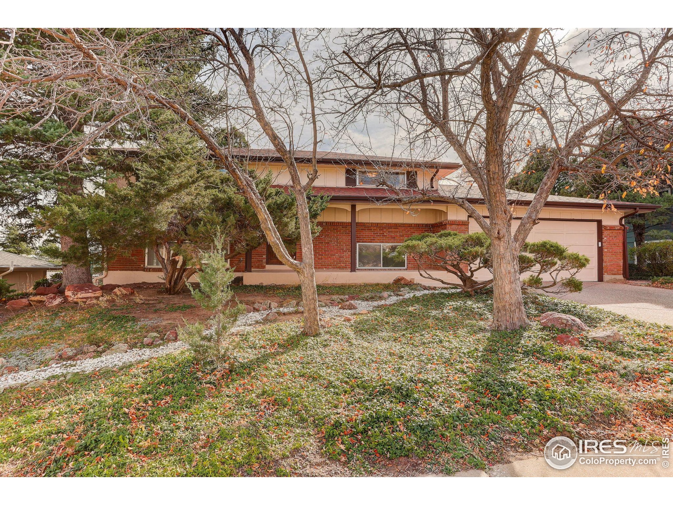 Boulder, Colorado, 80305, United States, 4 Bedrooms Bedrooms, ,1 BathroomBathrooms,Residential,For Sale,1989677