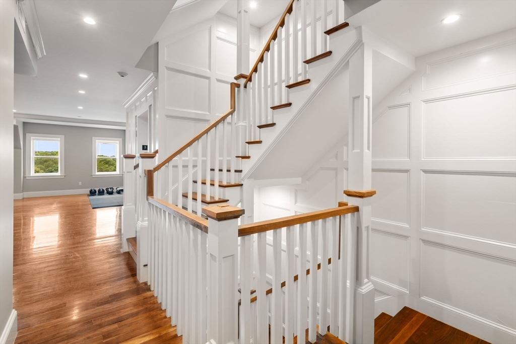 Brookline, Massachusetts, 02445, United States, 4 Bedrooms Bedrooms, ,4 BathroomsBathrooms,Residential,For Sale,1885381