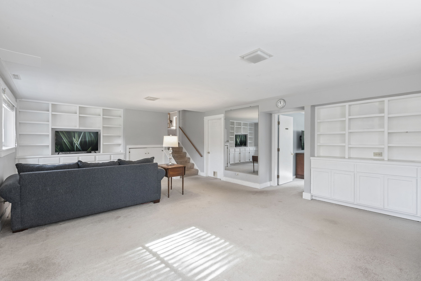 North Barrington, Illinois, 60010, United States, 4 Bedrooms Bedrooms, ,3 BathroomsBathrooms,Residential,For Sale,1991124