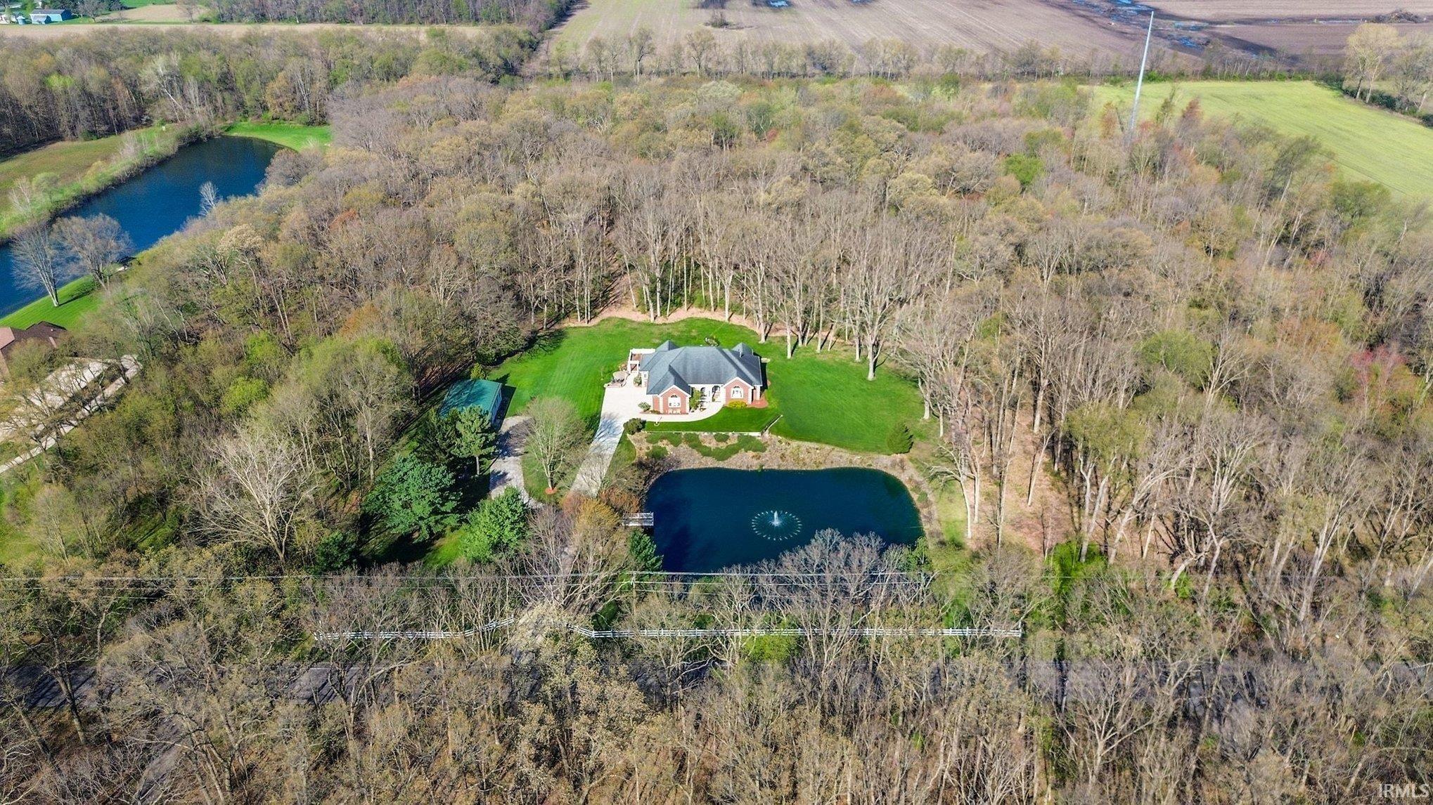 Osceola, Indiana, 46561, United States, 3 Bedrooms Bedrooms, ,3 BathroomsBathrooms,Residential,For Sale,2038856