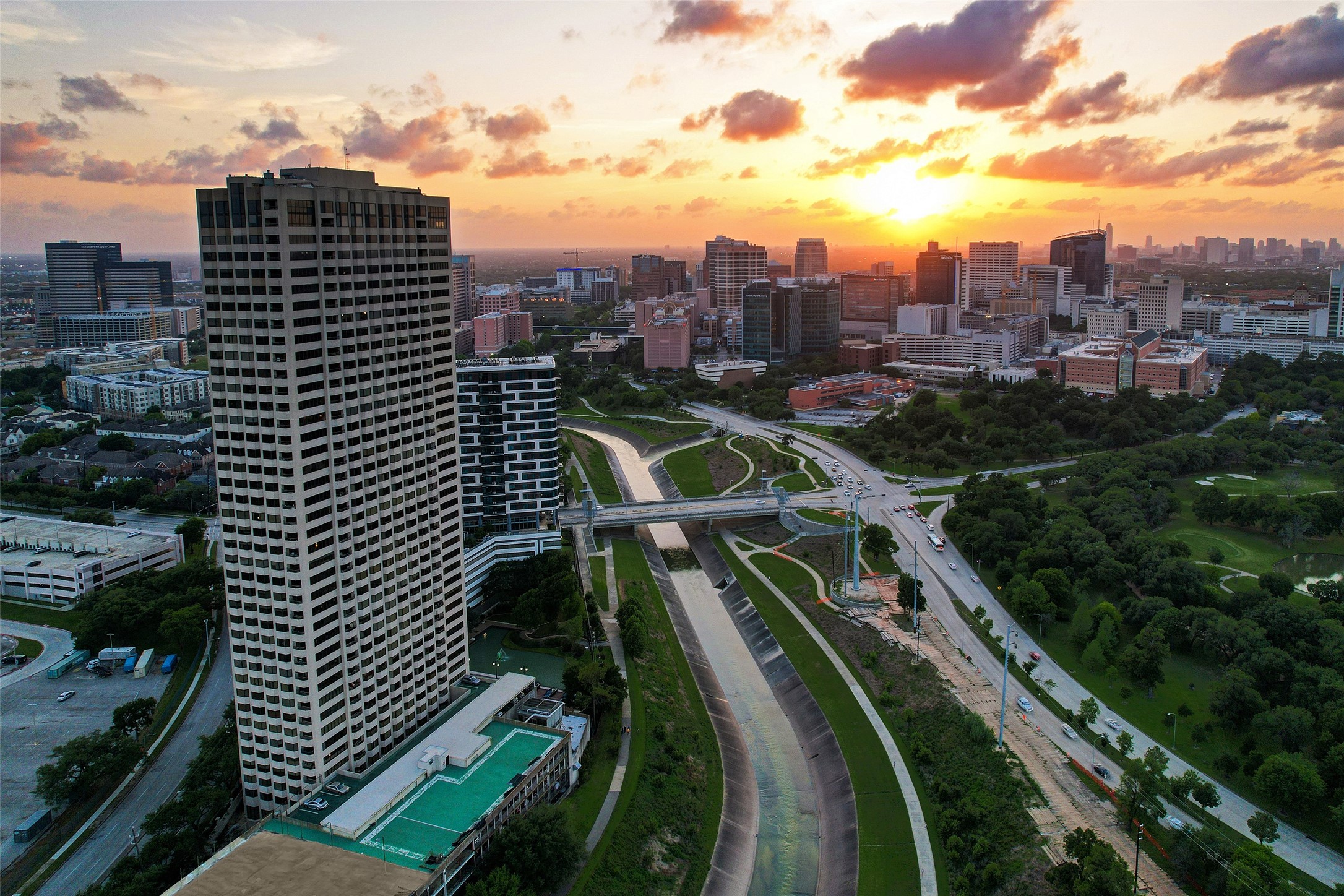  2001 Holcombe Boulevard #504 - 物件實景