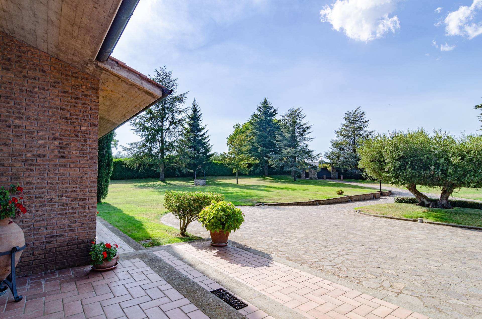 Strada Vicinale Valle Rote, Bassano in Teverina, Viterbo, 01030, IT, 6 Bedrooms Bedrooms, ,4 BathroomsBathrooms,Residential,For Sale,Strada Vicinale Valle Rote,1442905