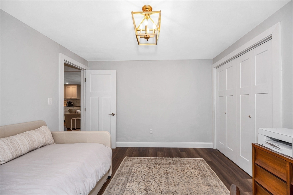 Groveland, Massachusetts, 01834, United States, 5 Bedrooms Bedrooms, ,3 BathroomsBathrooms,Residential,For Sale,1909322