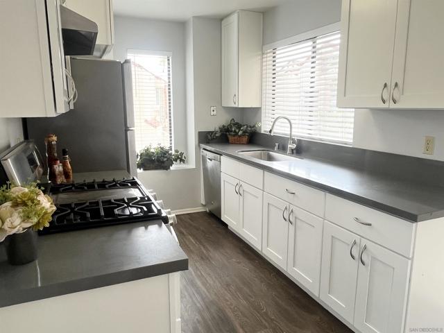 San Diego, California, 92126, United States, 2 Bedrooms Bedrooms, ,2 BathroomsBathrooms,Residential,For Sale,2009091