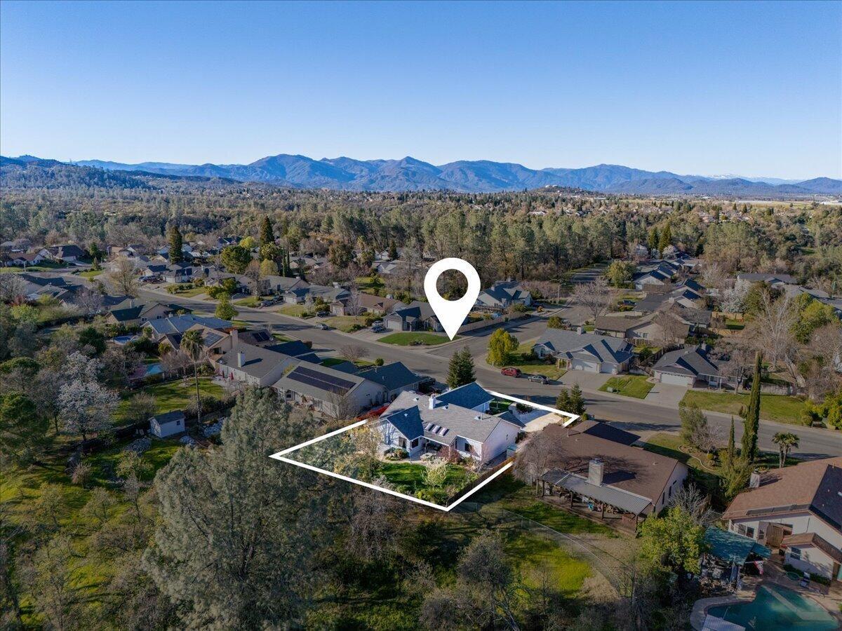 Redding, California, 96001, United States, 3 Bedrooms Bedrooms, ,2 BathroomsBathrooms,Residential,For Sale,1949690