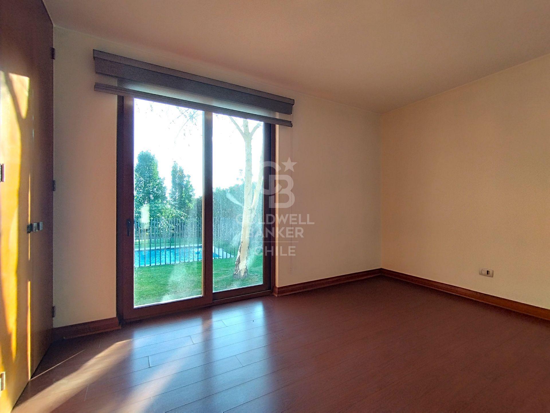 Colina, Chile, 7 Bedrooms Bedrooms, ,5 BathroomsBathrooms,Residential,For Sale,2002956