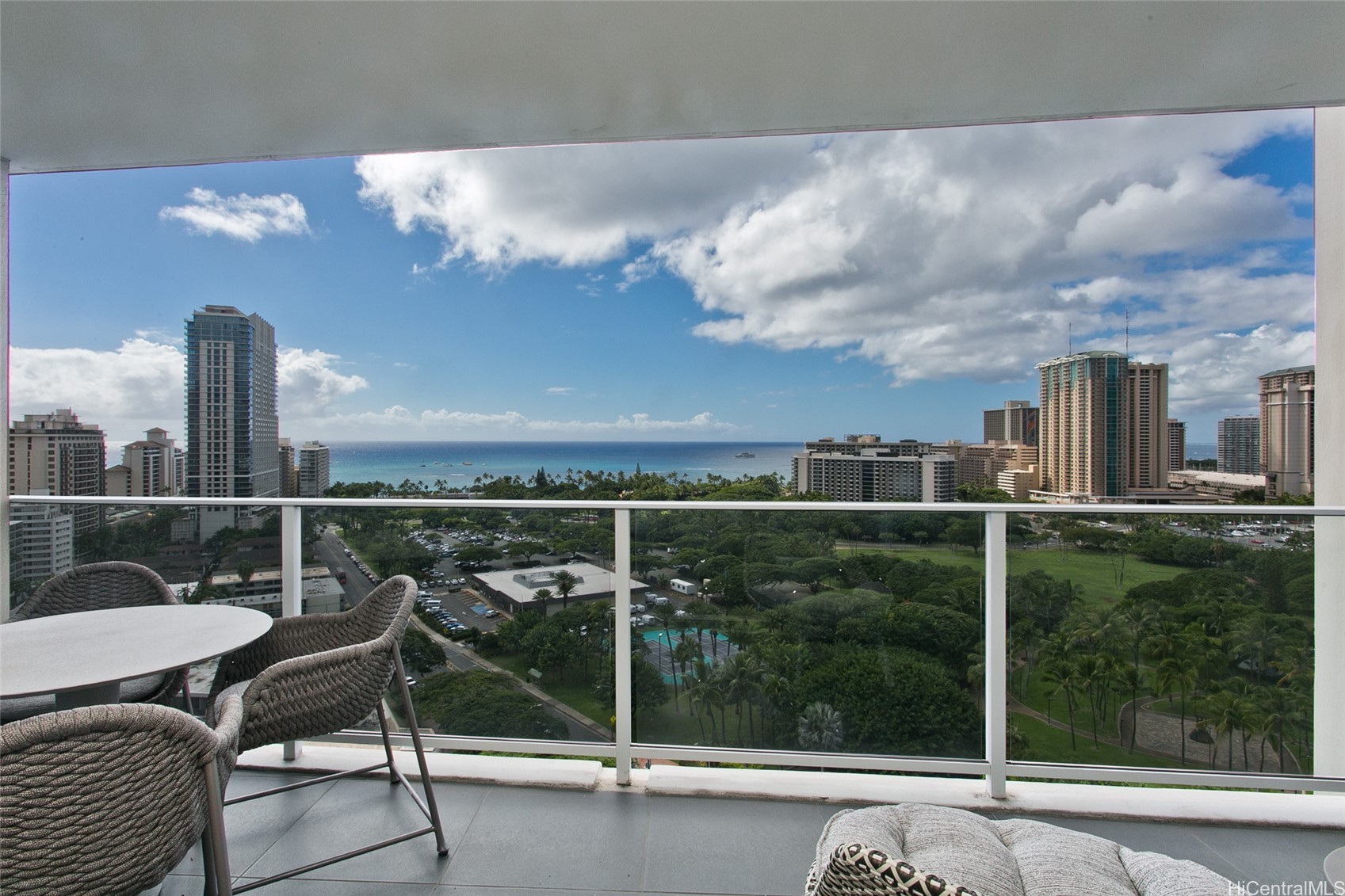 Honolulu, Hawaii, 96815, United States, 1 Bedroom Bedrooms, ,1 BathroomBathrooms,Residential,For Sale,1999887
