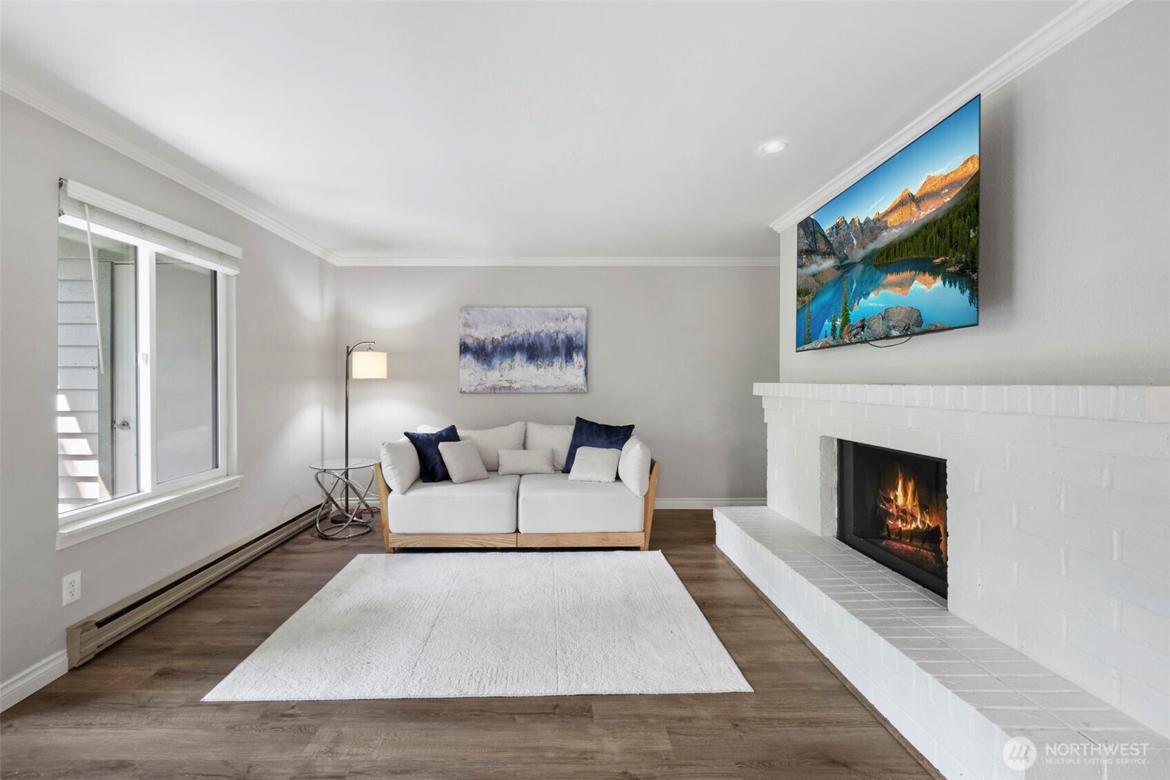 Kirkland, Washington, 98034, United States, 2 Bedrooms Bedrooms, ,1 BathroomBathrooms,Residential,For Sale,1906661