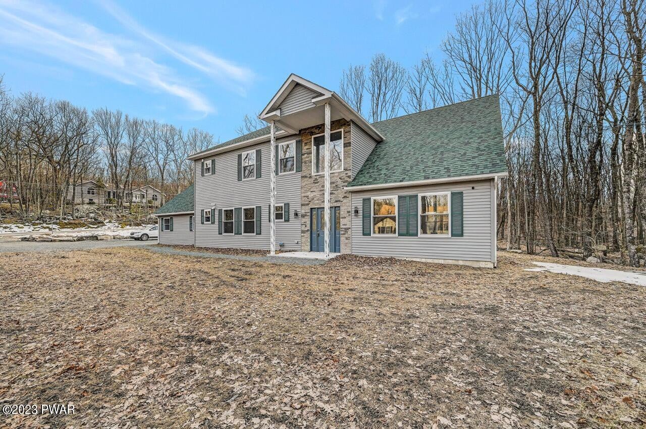Lords Valley, Pennsylvania, 18428, United States, 4 Bedrooms Bedrooms, ,3 BathroomsBathrooms,Residential,For Sale,1923222