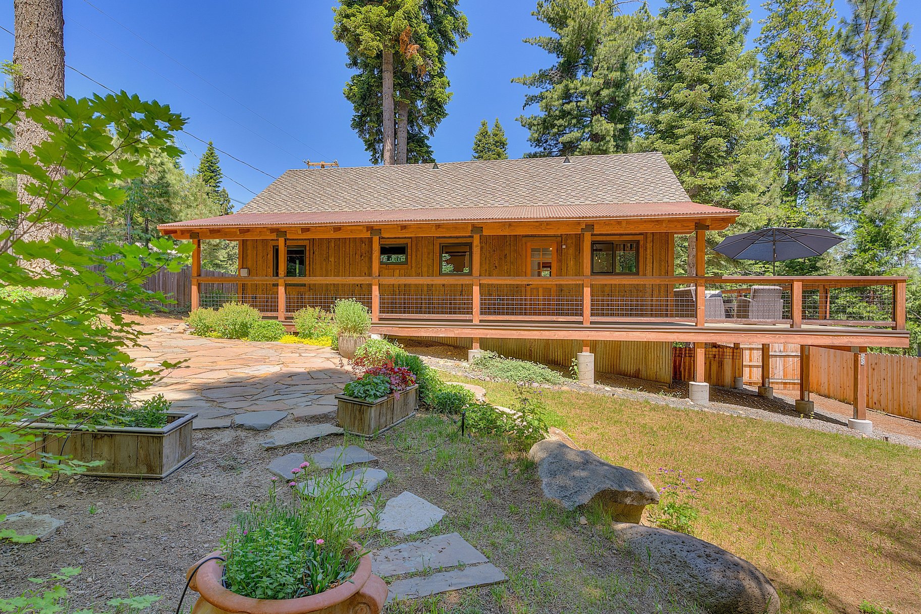  Charming Craftsman Style Chalet - 物件實景