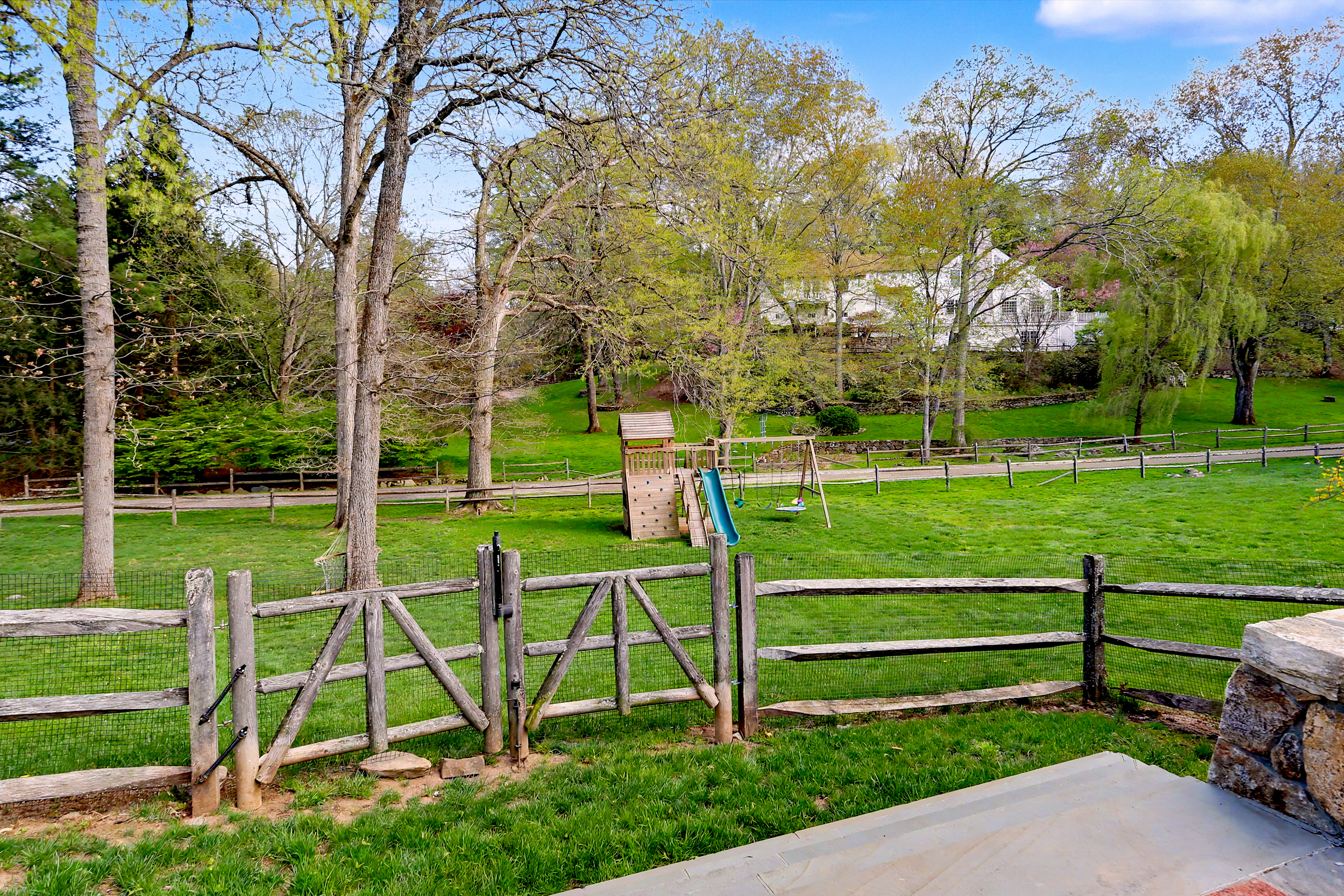  Thoughtfully Restored Antique Home in Lower Weston - 物件實景