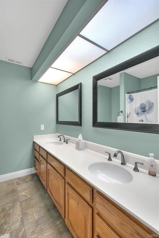 Corona, California, 92882, United States, 4 Bedrooms Bedrooms, ,3 BathroomsBathrooms,Residential,For Sale,1906086
