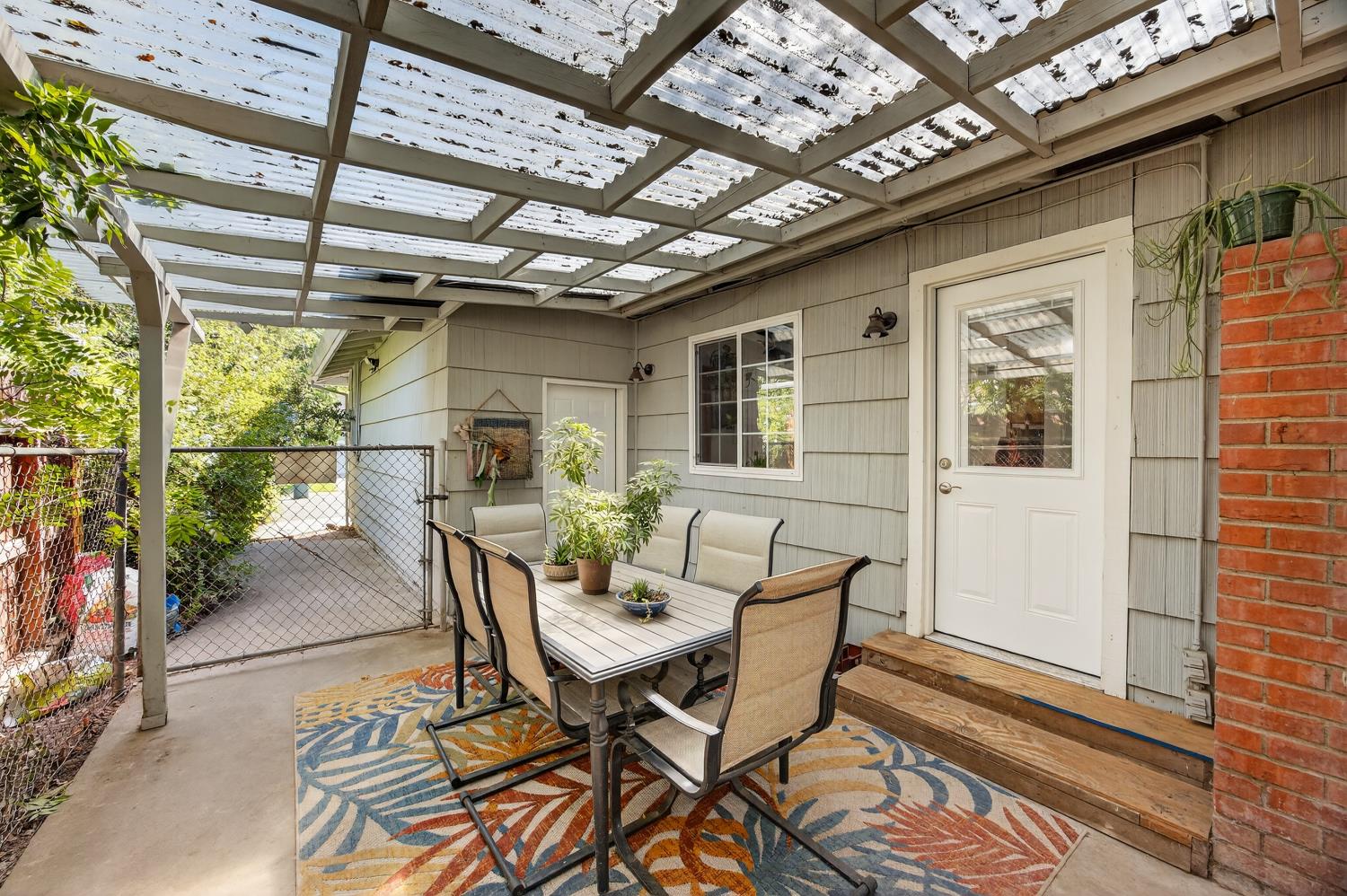 Carmichael, California, 95608, United States, 3 Bedrooms Bedrooms, ,2 BathroomsBathrooms,Residential,For Sale,1938717