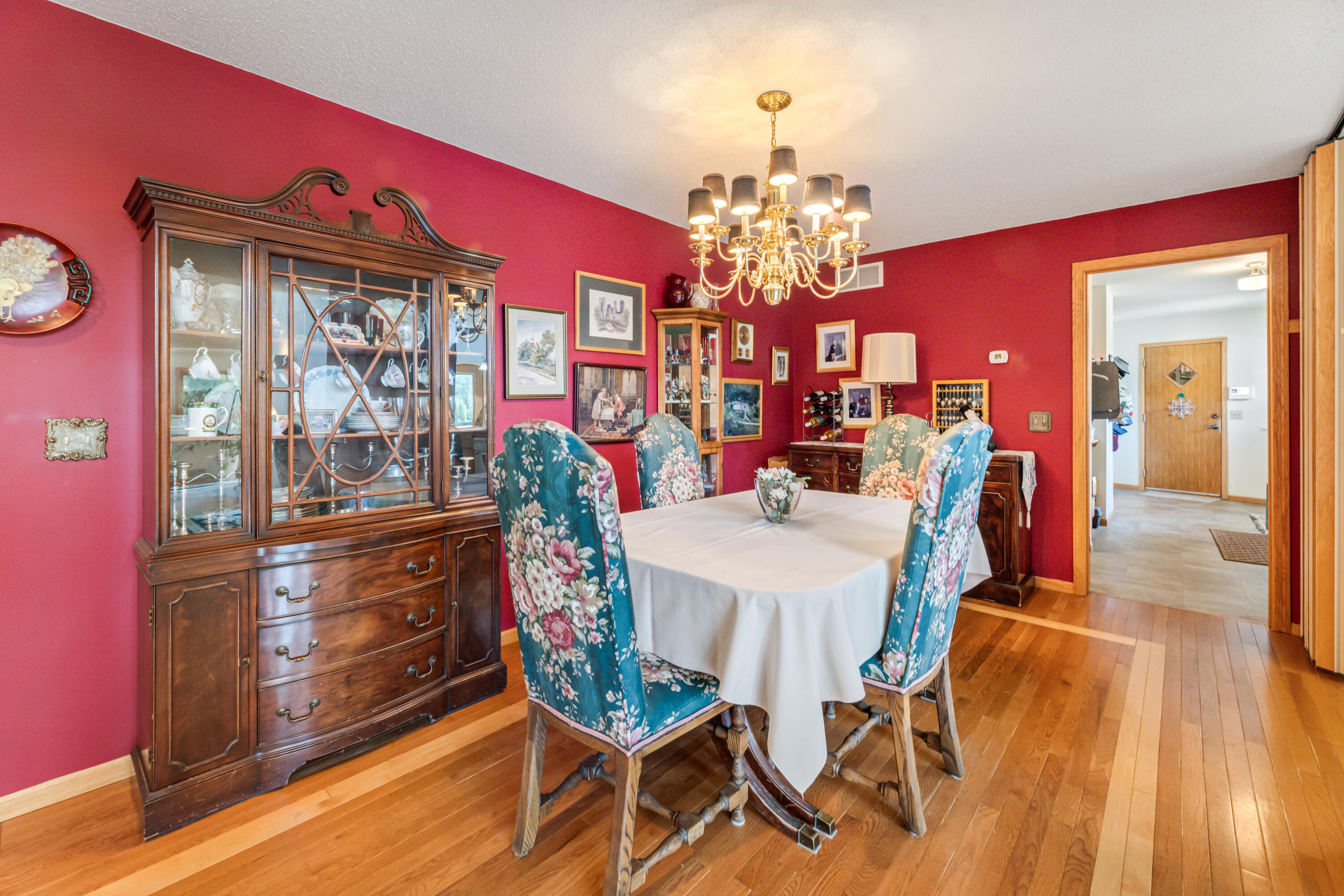 Buffalo, Wisconsin, 54629, United States, 4 Bedrooms Bedrooms, ,4 BathroomsBathrooms,Residential,For Sale,1903287