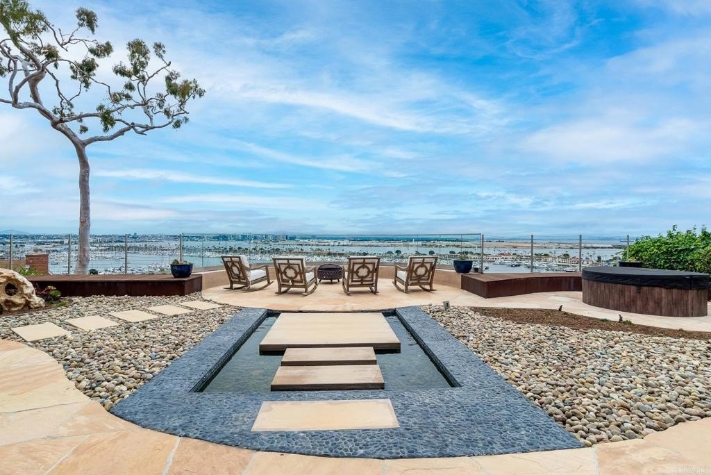 San Diego, California, 92106, United States, 4 Bedrooms Bedrooms, ,7 BathroomsBathrooms,Residential,For Sale,1988127