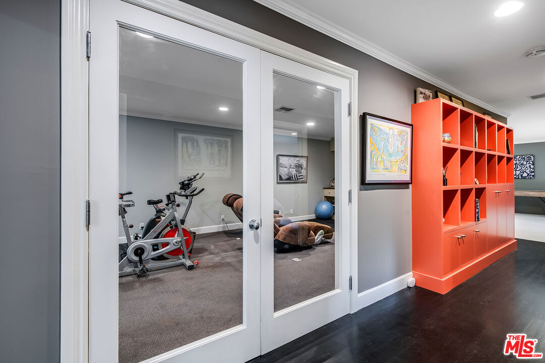 Los Angeles, California, 90077, United States, 5 Bedrooms Bedrooms, ,7 BathroomsBathrooms,Residential,For Sale,1827640