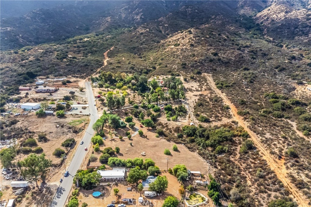 Lake Elsinore, California, 92530, United States, 3 Bedrooms Bedrooms, ,1 BathroomBathrooms,Residential,For Sale,1943552