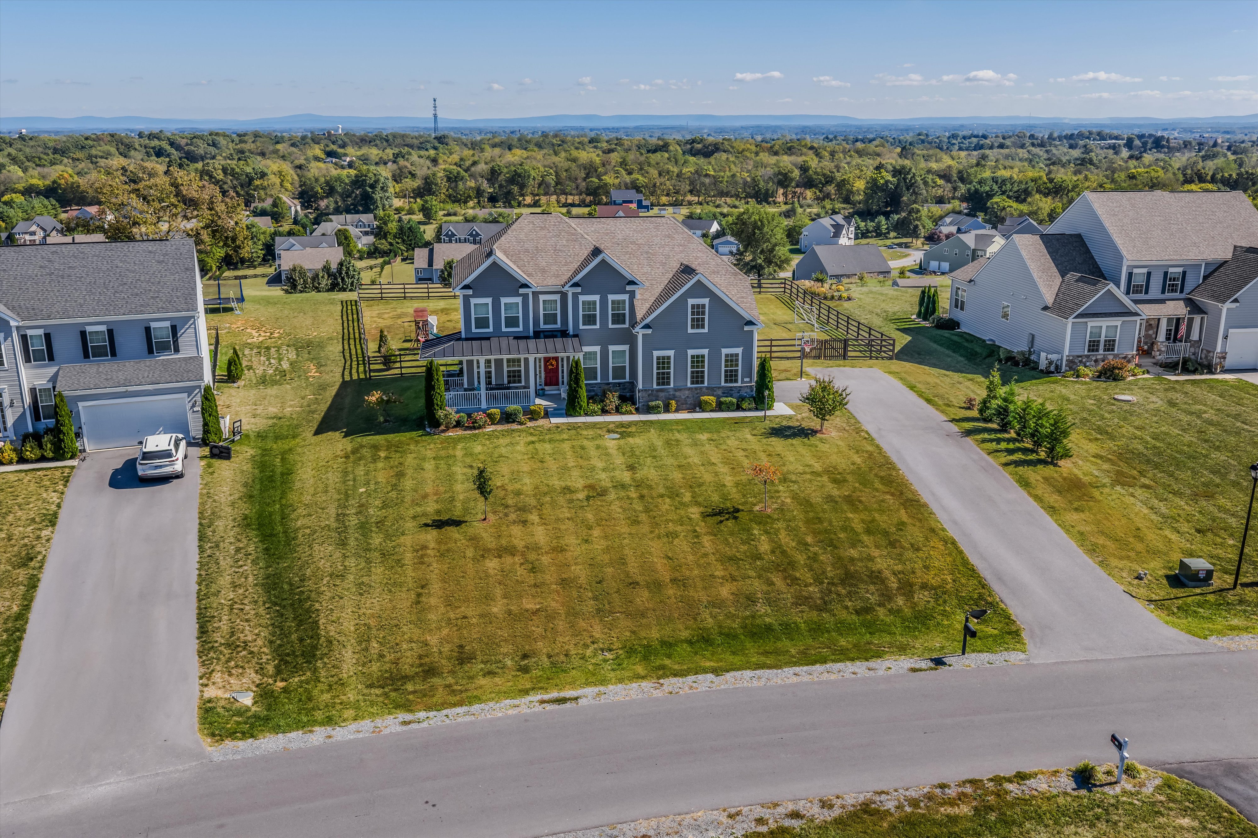 Matinsburg, West Virginia, 25403, United States, 4 Bedrooms Bedrooms, ,Residential,For Sale,1977883