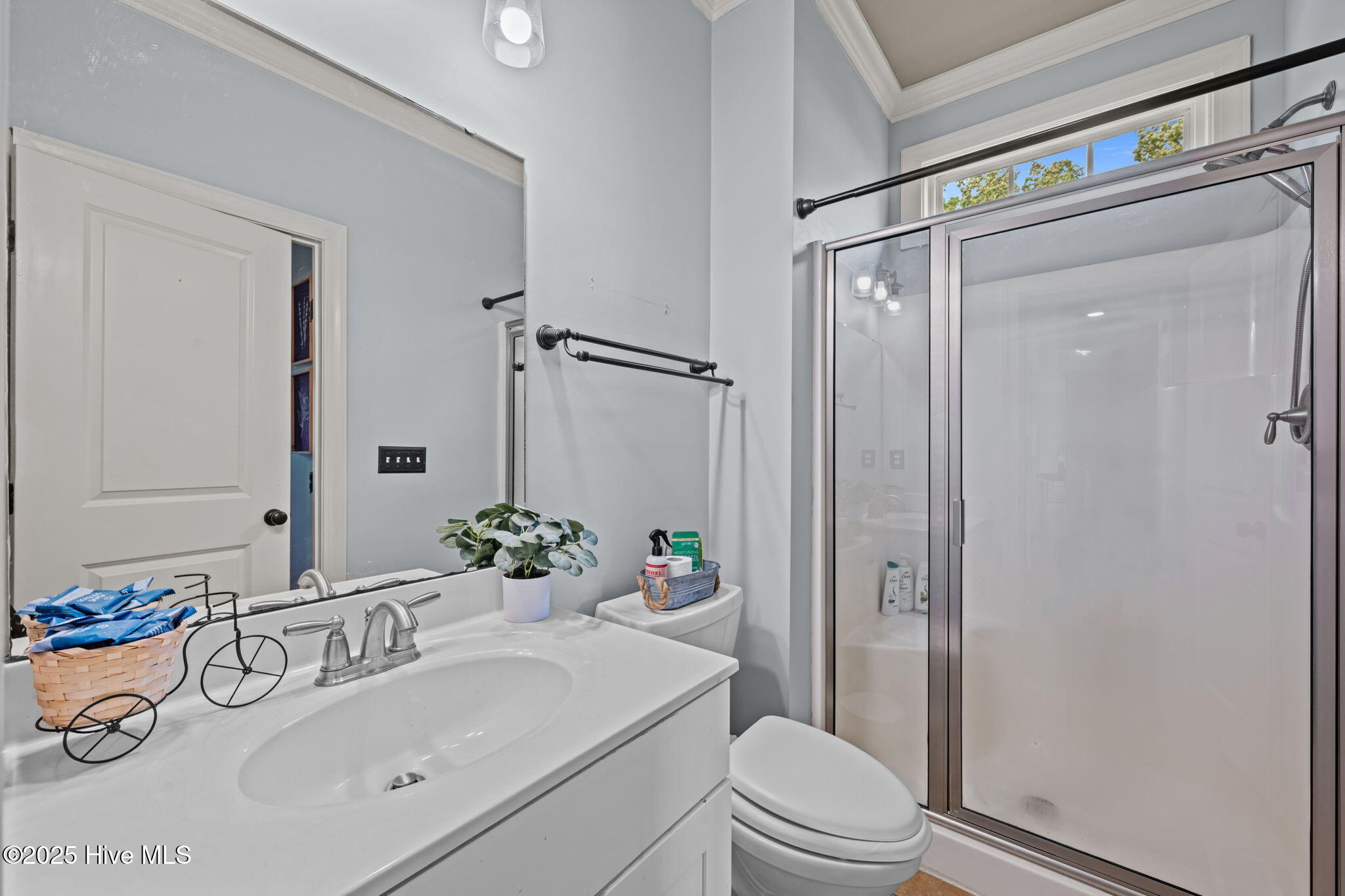 New Bern, North Carolina, 28562, United States, 5 Bedrooms Bedrooms, ,4 BathroomsBathrooms,Residential,For Sale,1941711