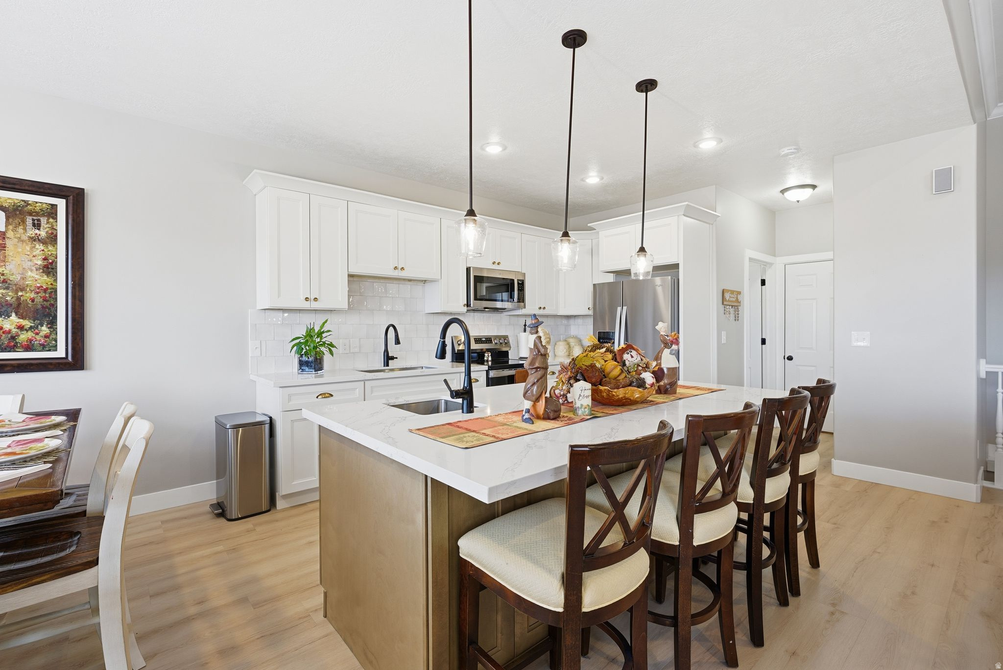 Draper, Utah, 84020, United States, 5 Bedrooms Bedrooms, ,4 BathroomsBathrooms,Residential,For Sale,2000727