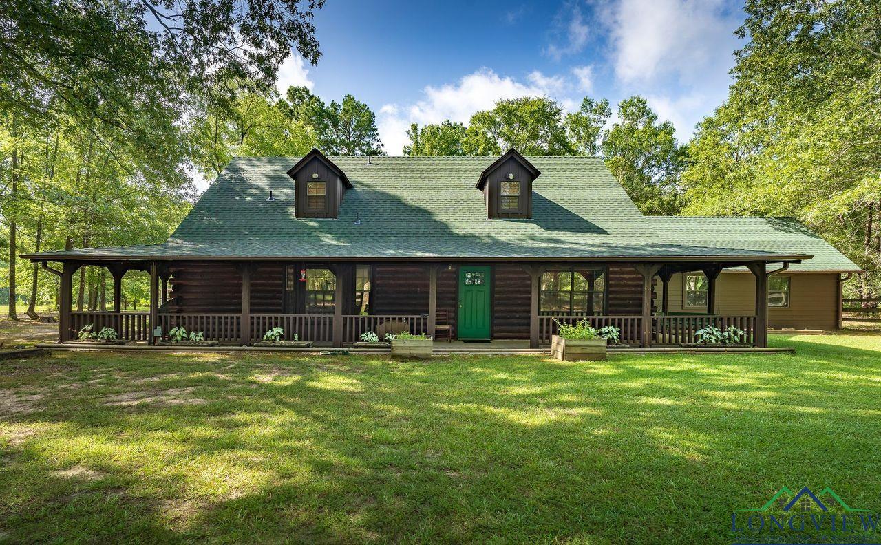 Marshall, Texas, 75672, United States, 3 Bedrooms Bedrooms, ,3 BathroomsBathrooms,Residential,For Sale,1906787