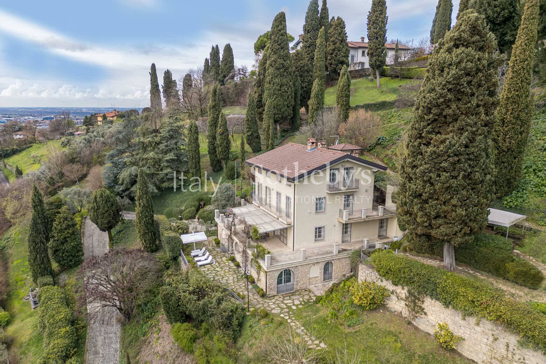  Enchanting villa with garden and pool in Bergamo Alta - 物件實景