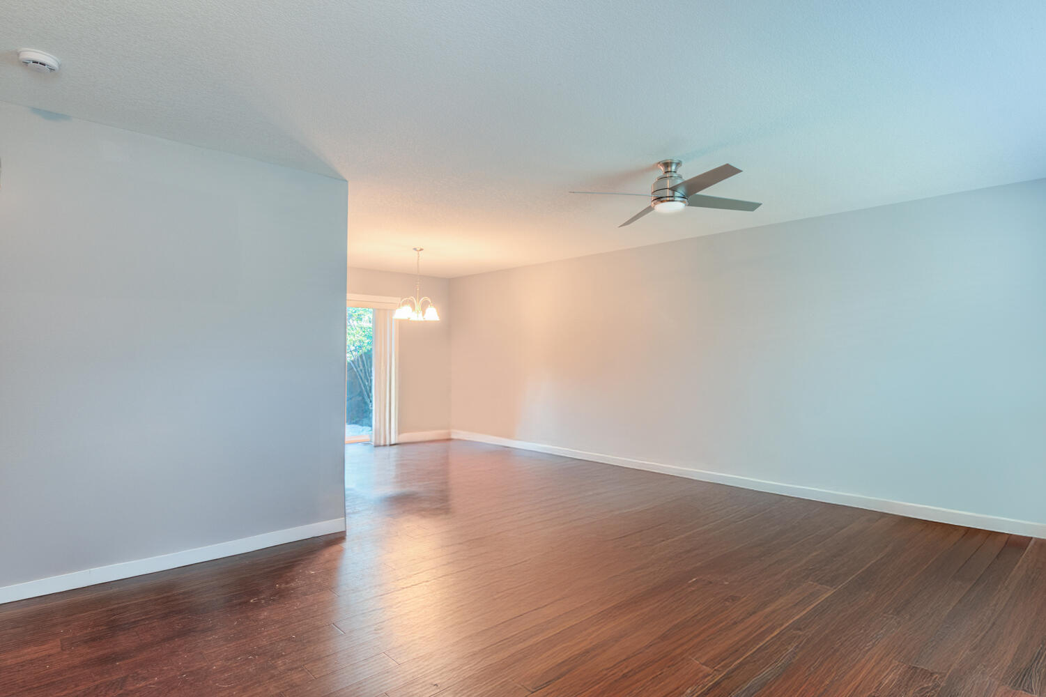 Bend, Oregon, 97701, United States, 3 Bedrooms Bedrooms, ,3 BathroomsBathrooms,Residential,For Sale,1999199