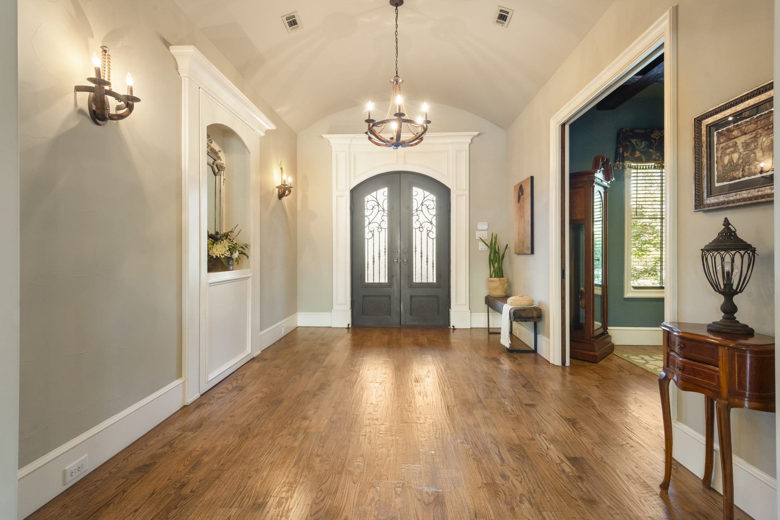  200 Regency Court, Denton, TX, 76210 - 物件實景