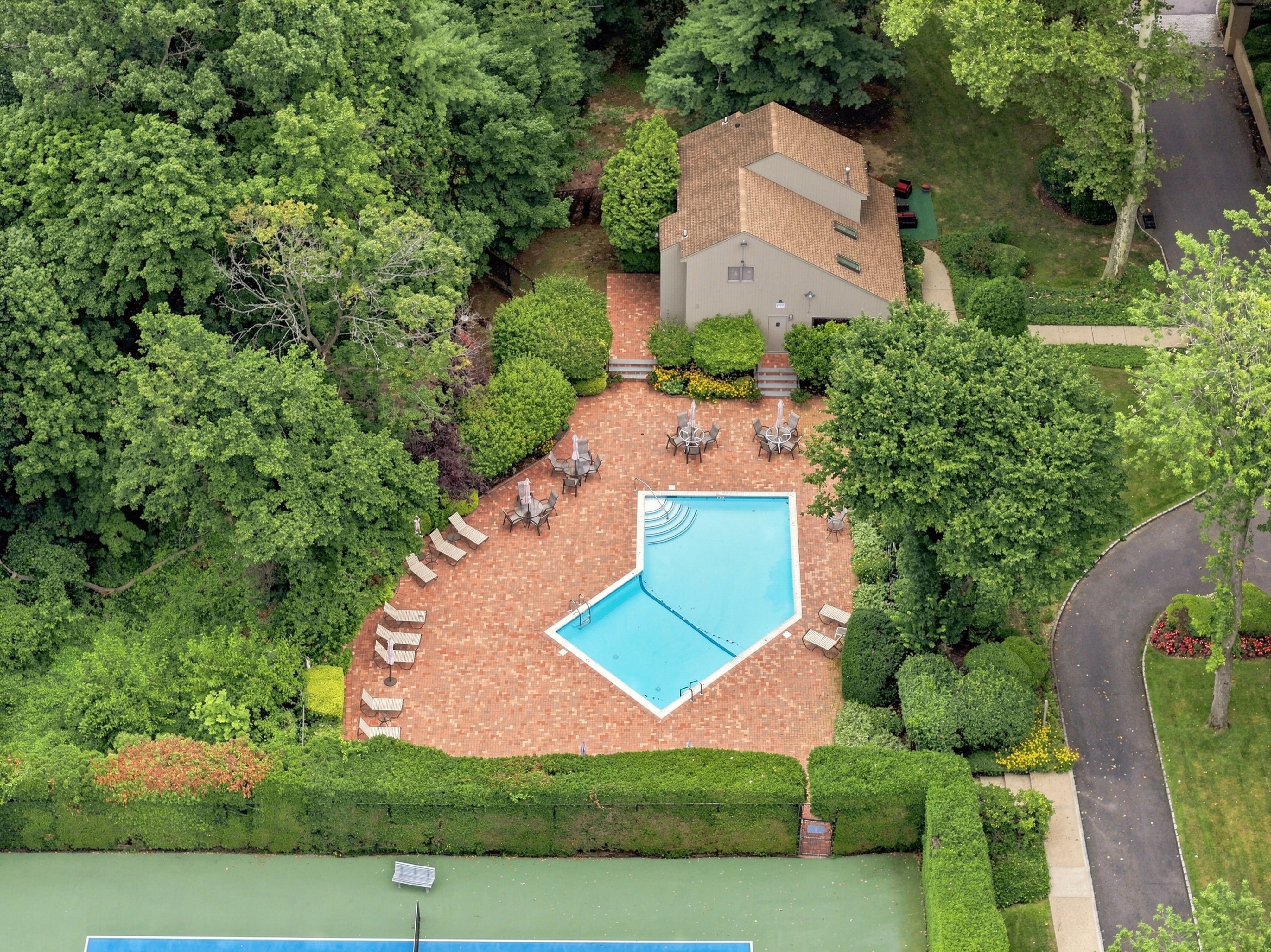  3 Willada Lane, Glen Cove, NY, 11542 - 物件實景