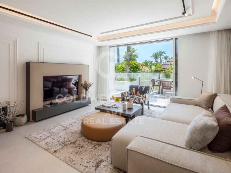 Marbella, Andalusia, ES, 3 Bedrooms Bedrooms, ,3 BathroomsBathrooms,Residential,For Sale,1768283