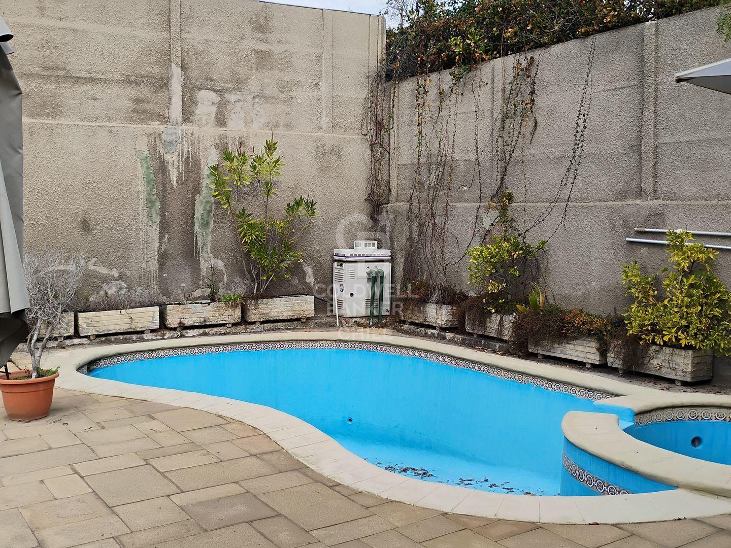 Peñalolén, Chile, 5 Bedrooms Bedrooms, ,4 BathroomsBathrooms,Residential,For Sale,1908555