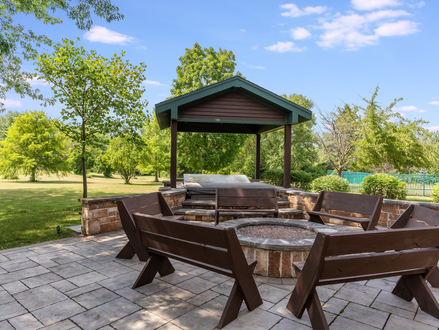 Frankfort, Illinois, 60423, United States, 8 Bedrooms Bedrooms, ,7 BathroomsBathrooms,Residential,For Sale,1911769