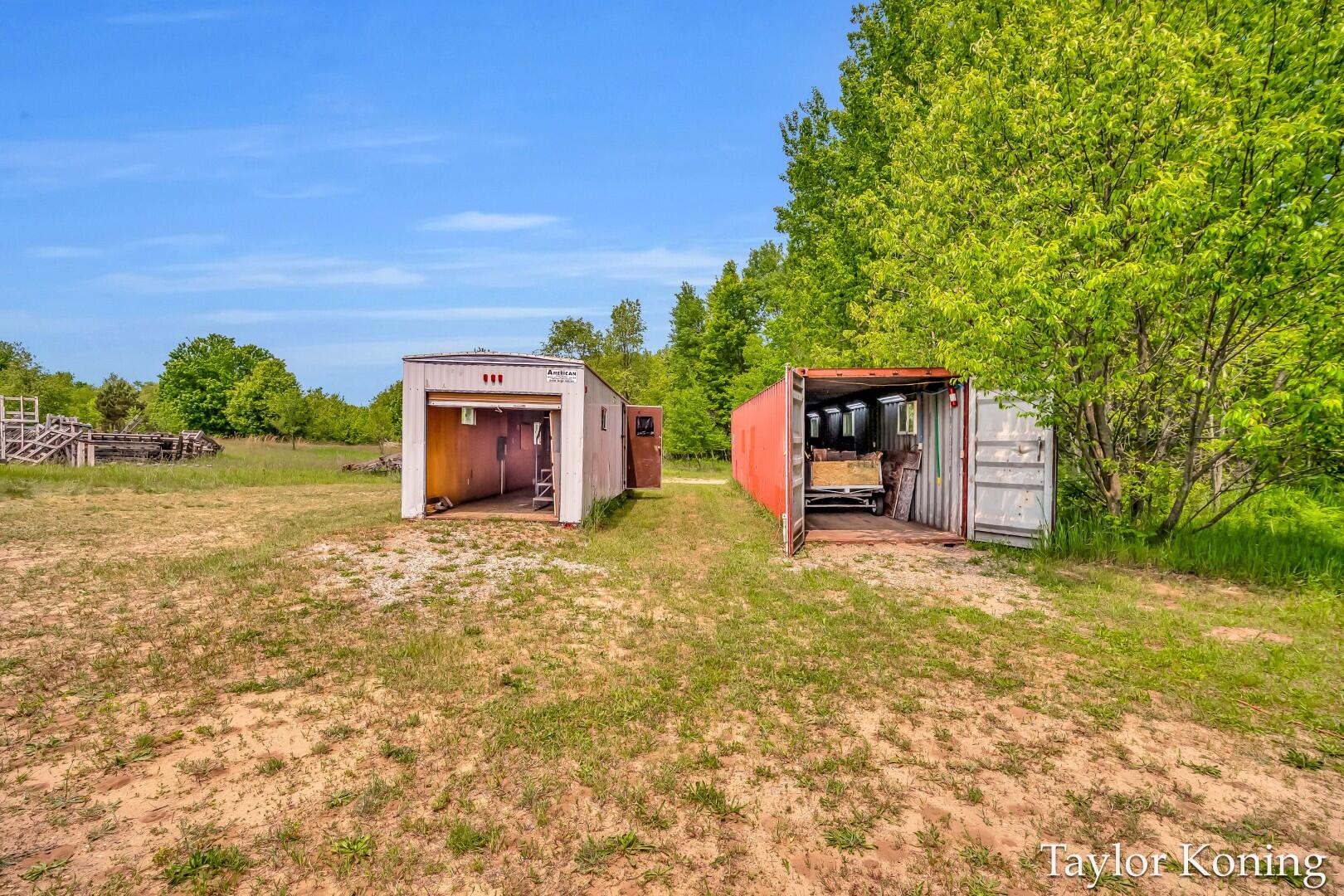 Hart, Michigan, 49420, United States, 2 Bedrooms Bedrooms, ,2 BathroomsBathrooms,Residential,For Sale,1949749