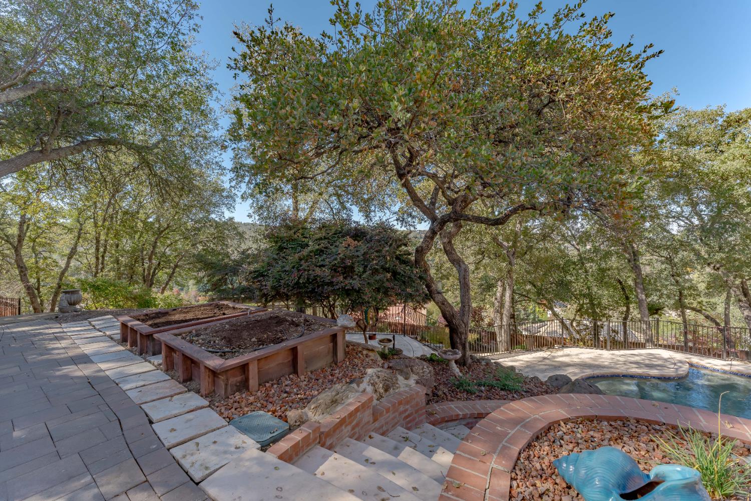 El Dorado Hills, California, 95762, United States, 4 Bedrooms Bedrooms, ,3 BathroomsBathrooms,Residential,For Sale,1987748